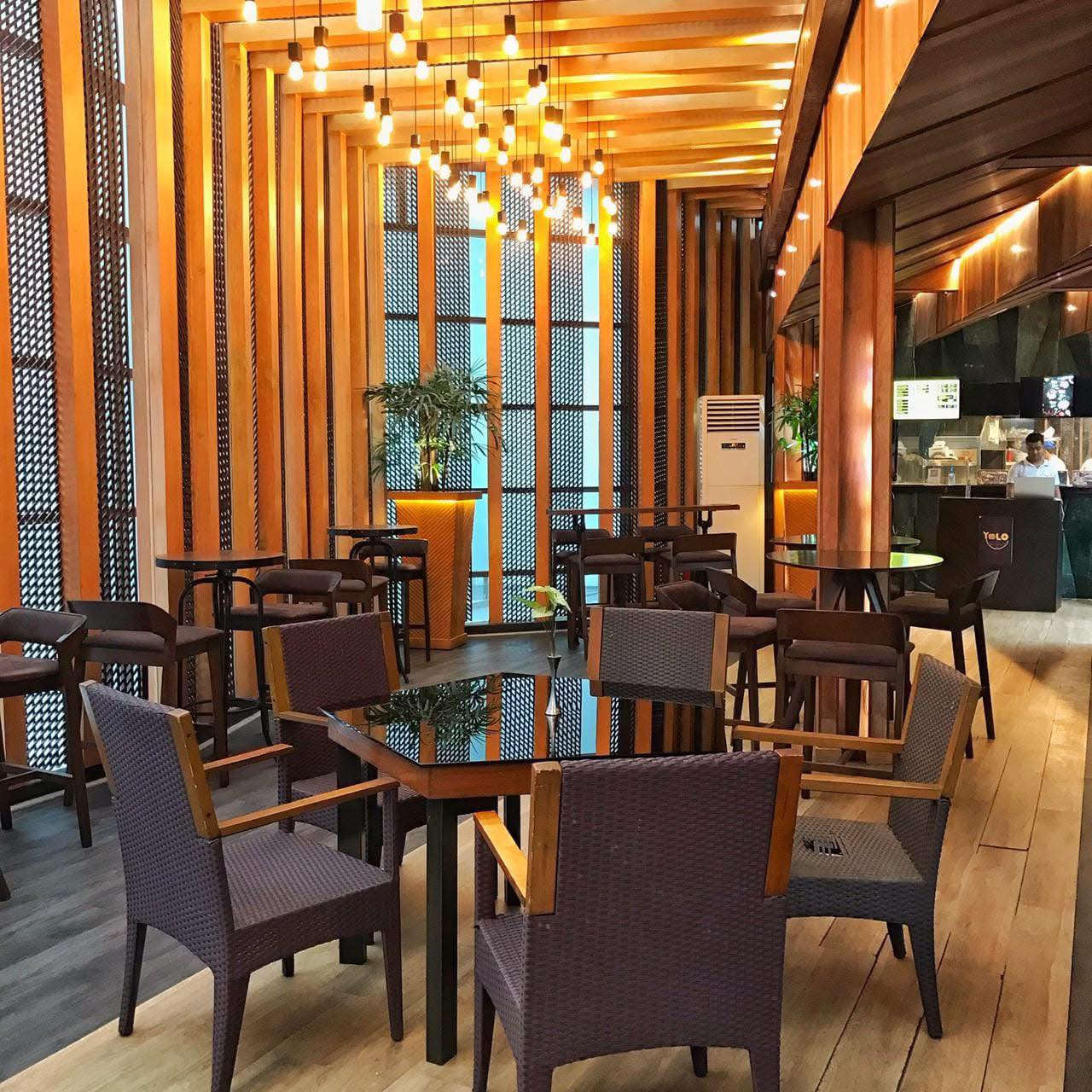 YOLO Restaurant